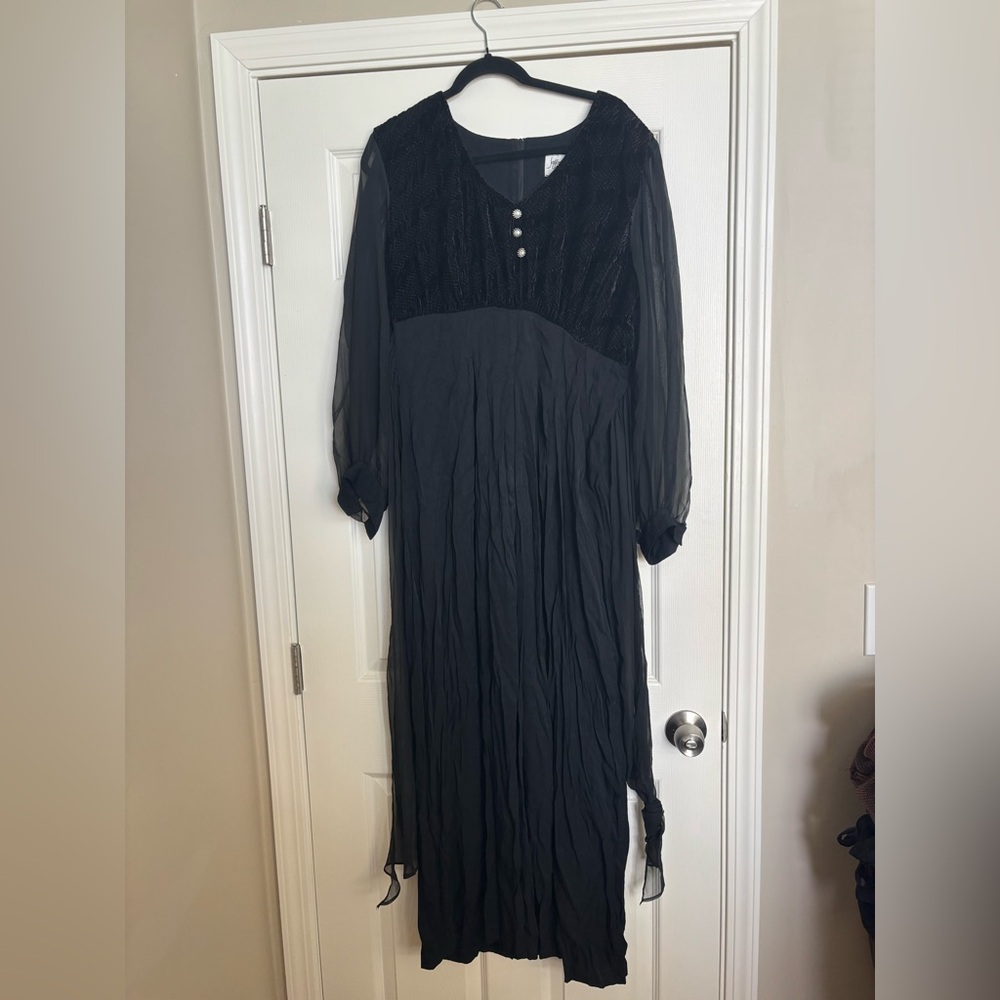 Vintage Black Long Sleeve Dress
